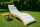 Set Gartenliege mit Auflage in beige und Tisch