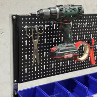 Table de travail avec panneau perforé et bacs de rangement – stable, clair et flexible