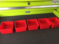 Plastic set 17-delig, rood voor lades