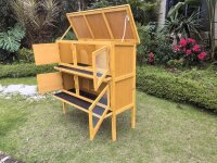 Conejo, cobertizo de dos pisos