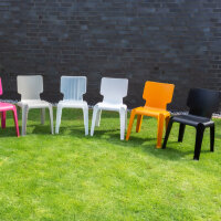 Chaise empilable, chaise en plastique robuste disponible en couleurs variées